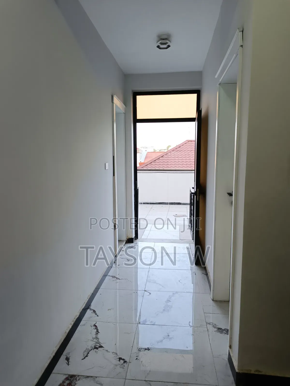 6bdrm House in Bole for sale