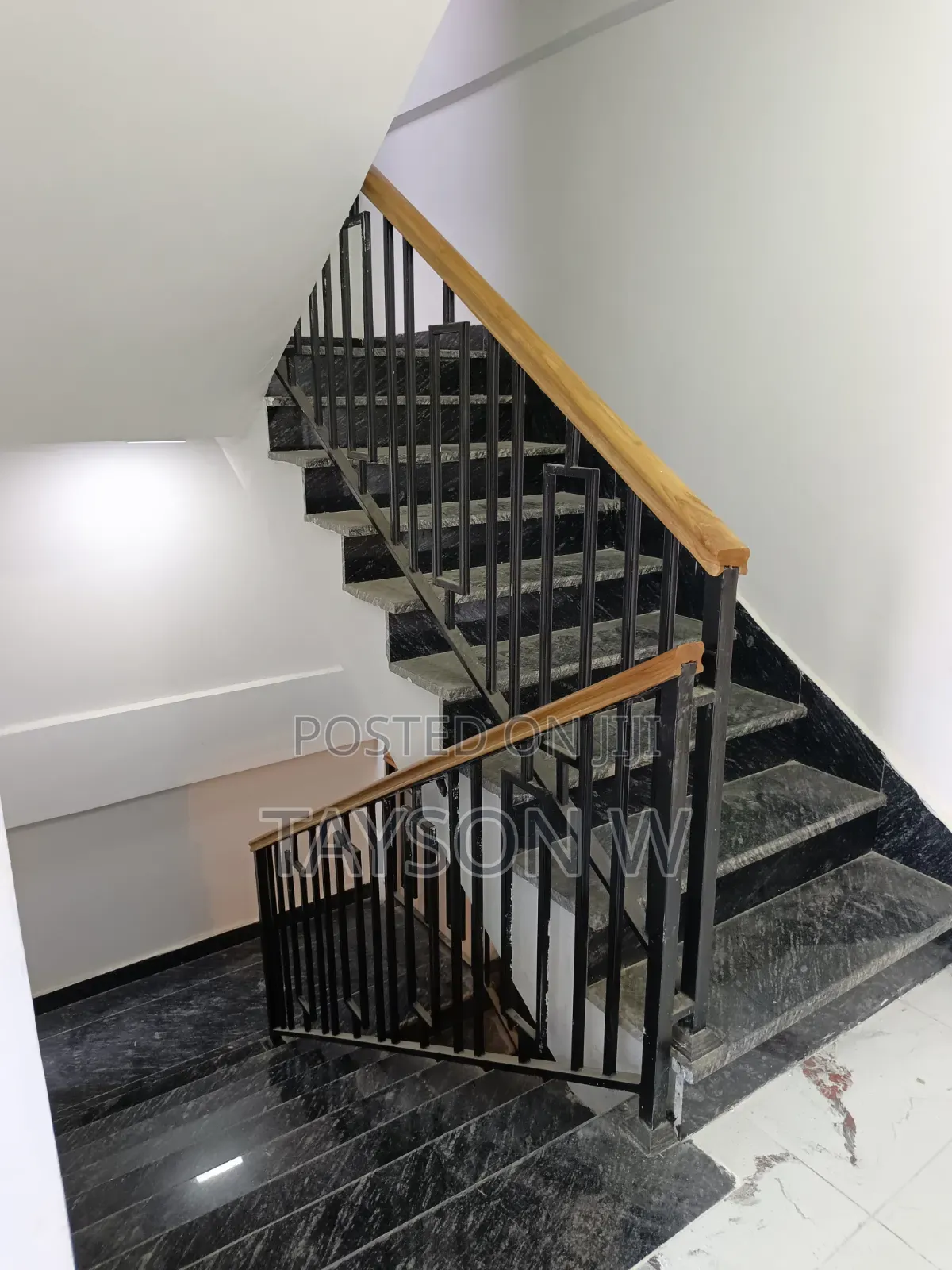 6bdrm House in Bole for sale
