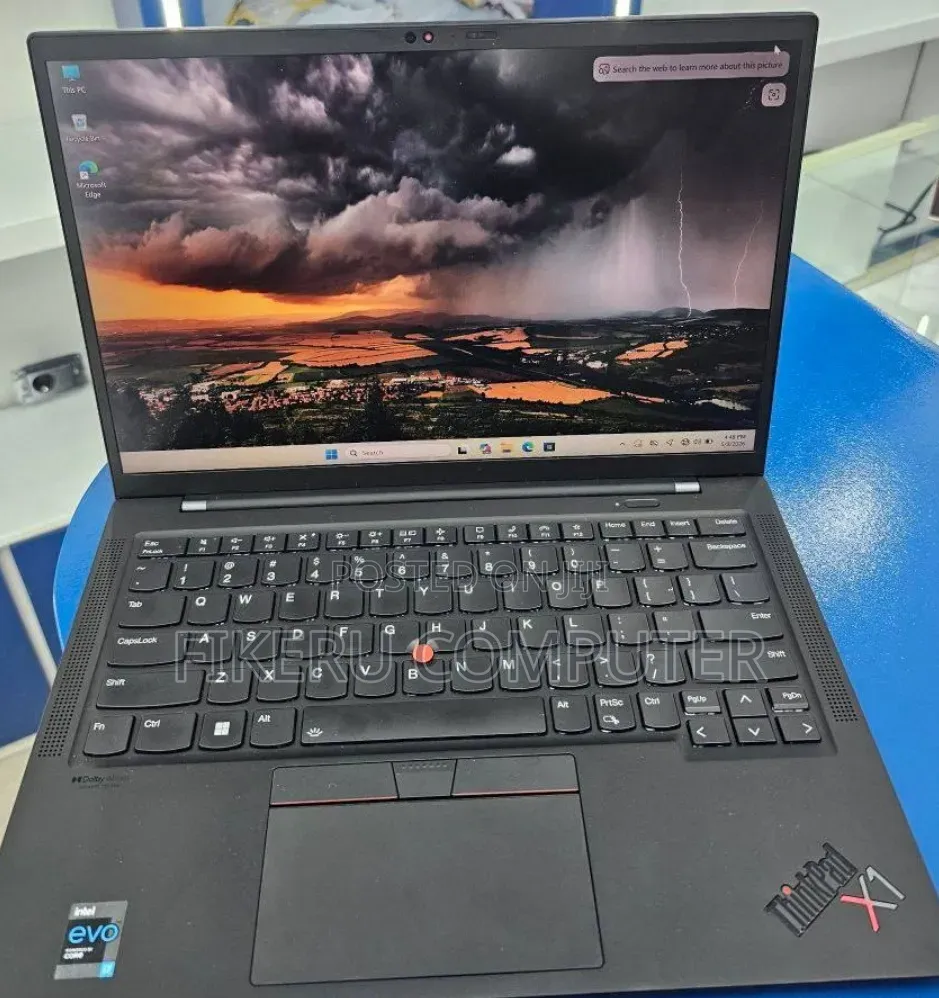 New Laptop Lenovo ThinkPad X1 Carbon 16GB Intel Core i7 SSD 512GB