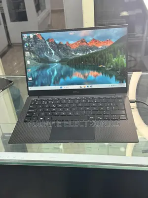 New Laptop Dell XPS 13 8GB Intel Core i5 SSD 512GB
