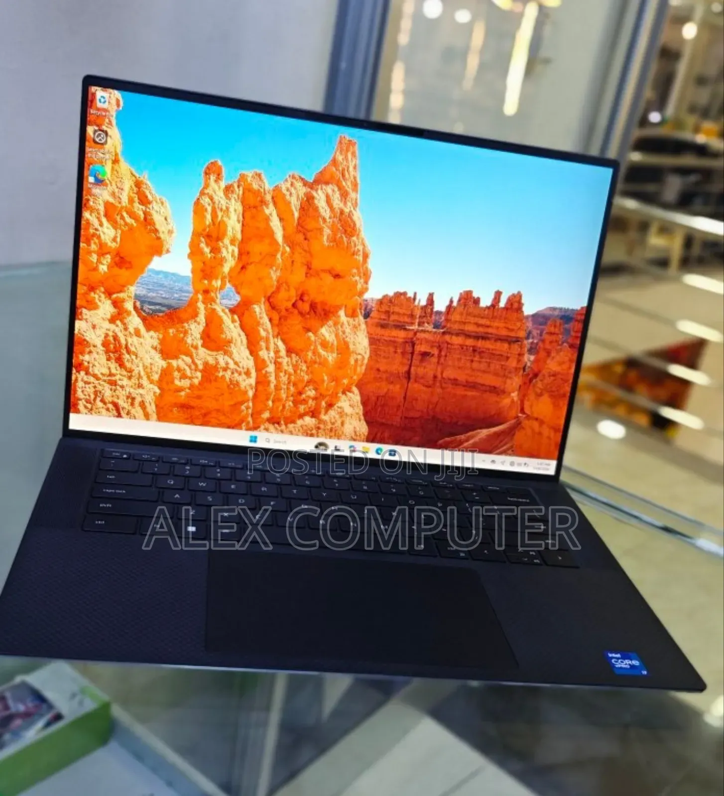New Laptop Dell Precision 5560 16GB Intel Core i7 SSD 512GB