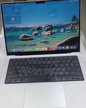 New Laptop Apple MacBook Pro M1 16GB Intel Core i9 SSD 512GB