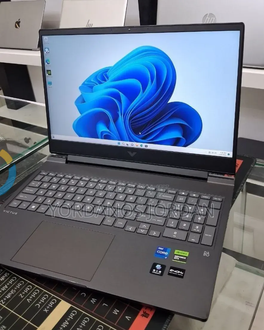 New Laptop HP Victus 16 16GB Intel Core i7 SSD 1T