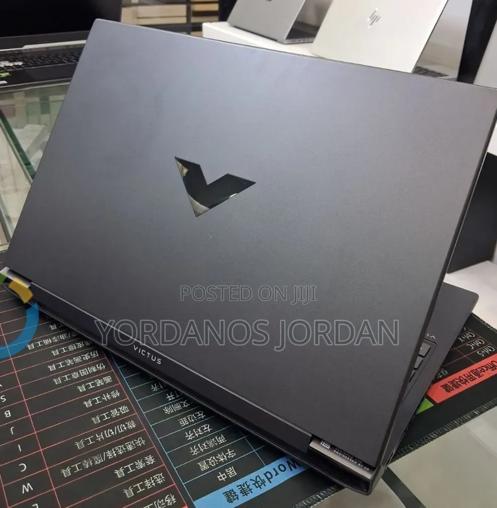New Laptop HP Victus 16 16GB Intel Core i7 SSD 1T