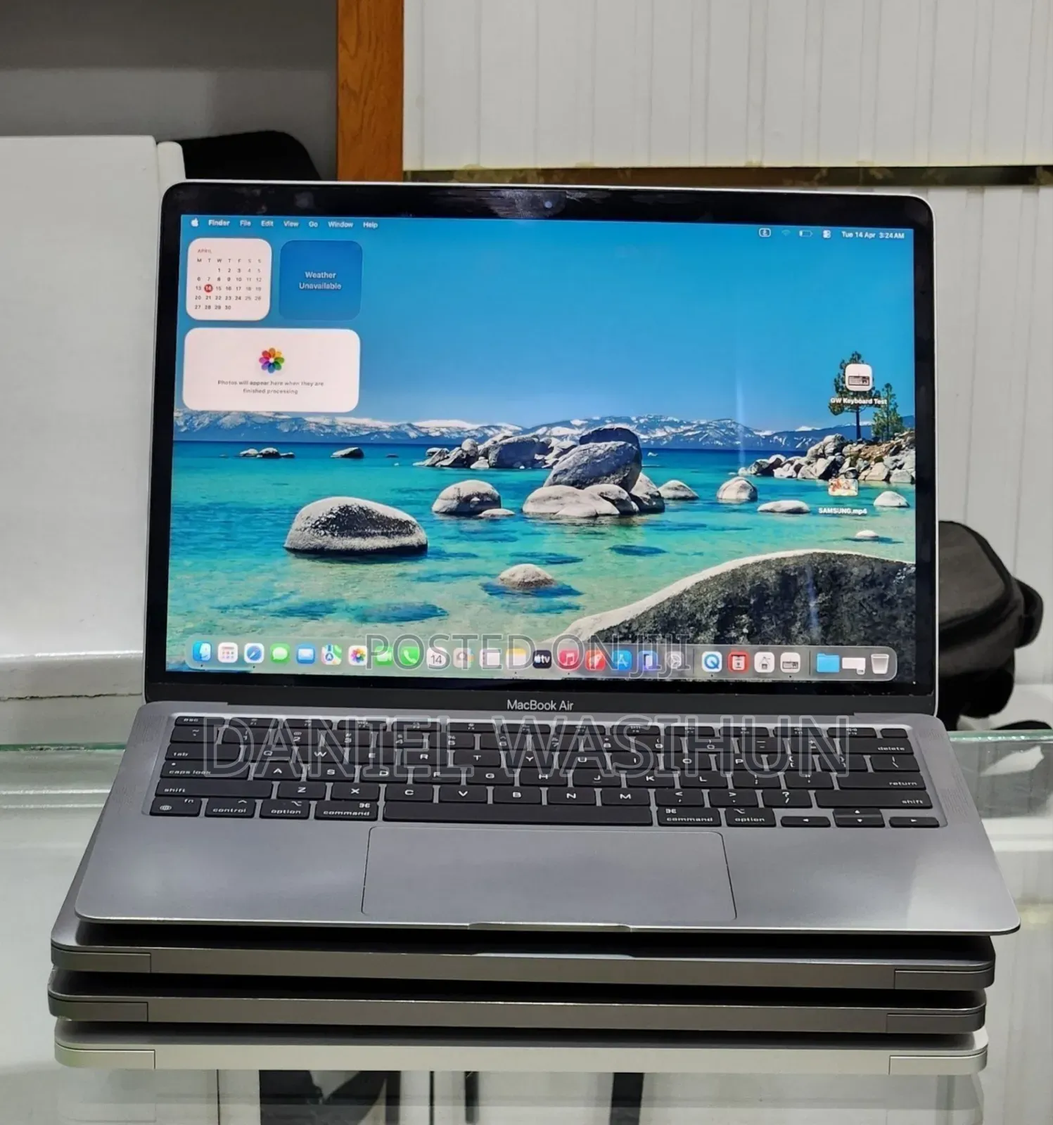 New Laptop Apple MacBook Air 2020 M1 8GB Intel Core i7 SSD 256GB