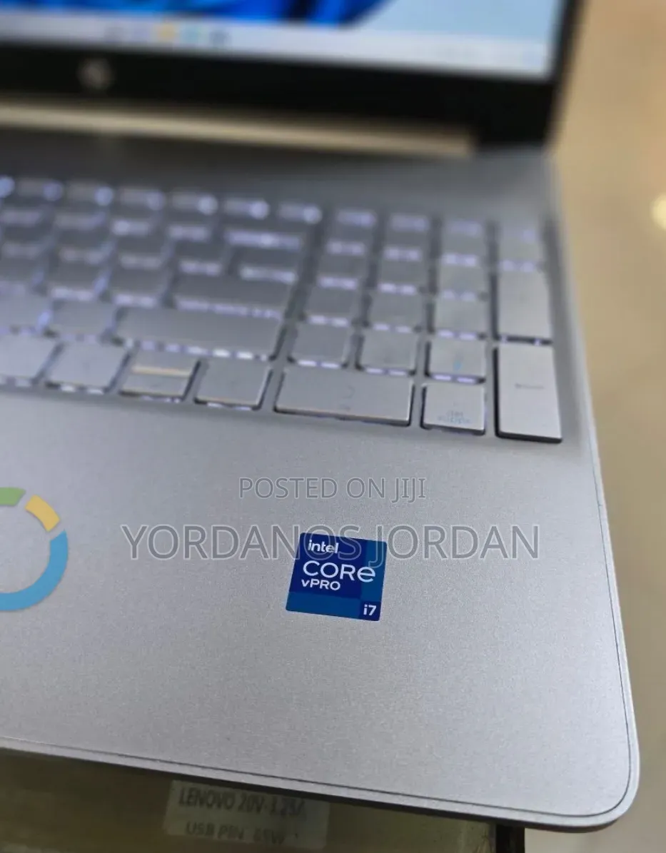 New Laptop HP Stream Notebook 16GB Intel Core i7 SSD 512GB