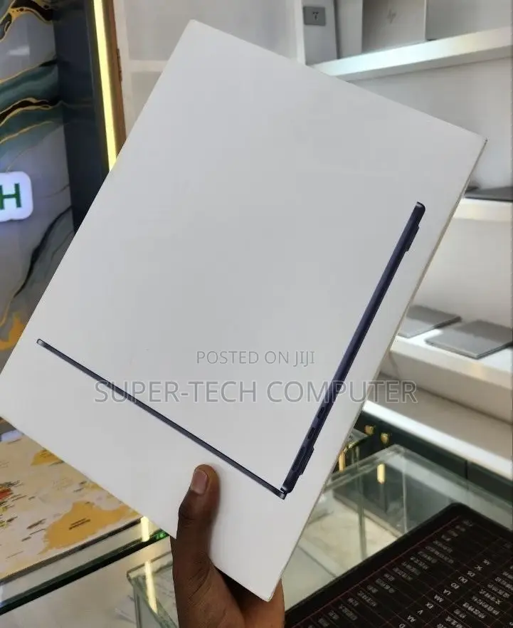 New Laptop Apple MacBook Air 2026 M5 16GB Apple M5 SSD 512GB