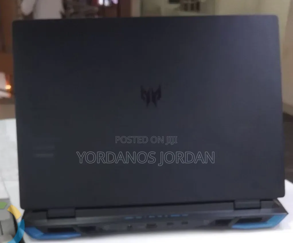 New Laptop Acer Predator Helios 18 PH18-71 16GB Intel Core i9 SSD 1T
