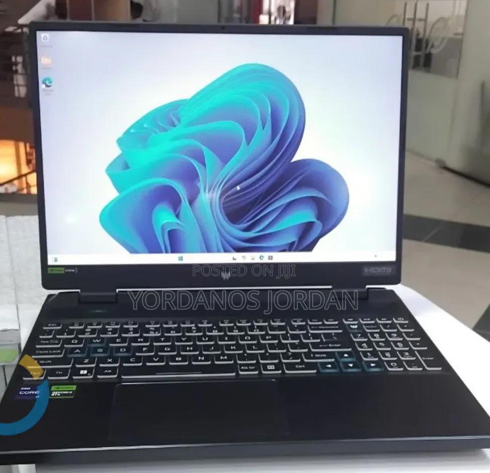 New Laptop Acer Predator Helios 18 PH18-71 16GB Intel Core i9 SSD 1T