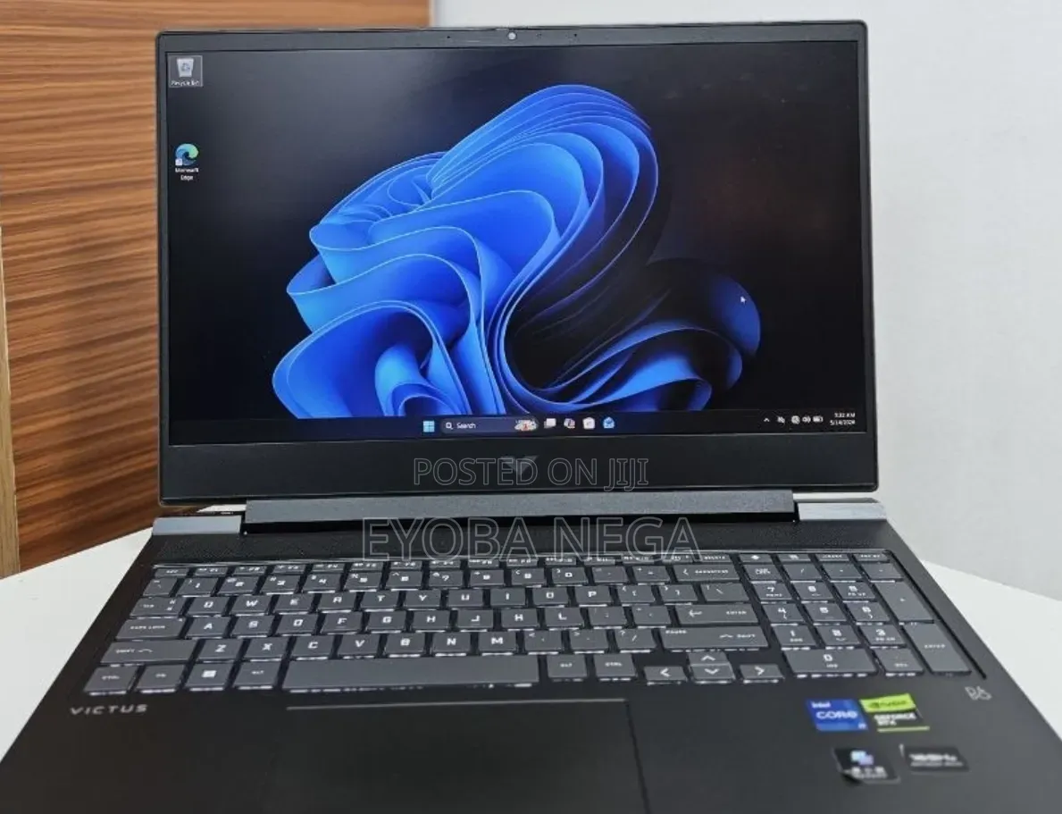 New Laptop HP Victus 16 32GB Intel Core i7 SSD 1T