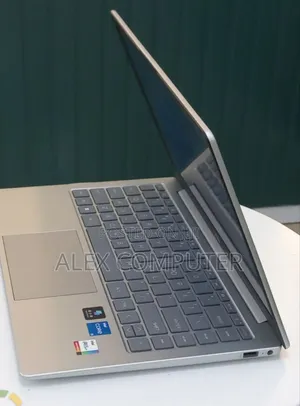 New Laptop HP Stream Notebook 16GB Intel Core i5 SSD 512GB