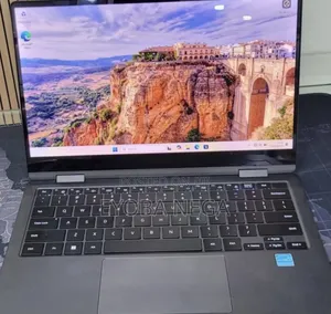 New Laptop Samsung Galaxy Book 2 8GB Intel Core i5 SSD 512GB
