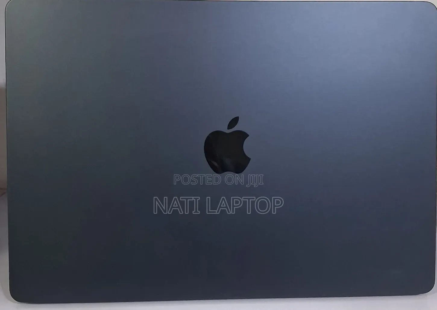 New Laptop Apple MacBook Air 2024 M3 15-inch 16GB Apple M3 SSD 256GB