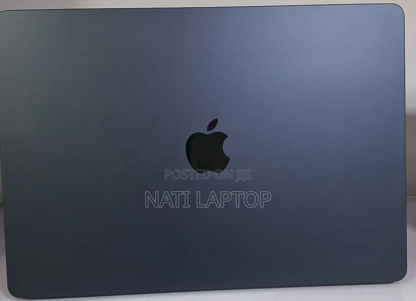 New Laptop Apple MacBook Air 2024 M3 15-inch 16GB Apple M3 SSD 256GB