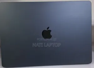 New Laptop Apple MacBook Air 2024 M3 15-inch 16GB Apple M3 SSD 256GB