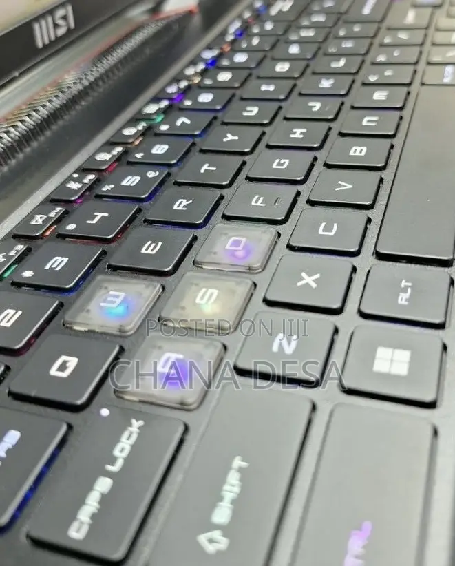 New Laptop MSI 32GB Intel Core i9 SSD 1T