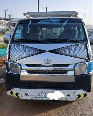 Toyota HiAce 2008 Silver