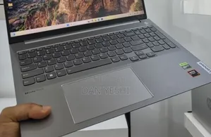 New Laptop Lenovo 32GB Intel Core i7 SSD 1T
