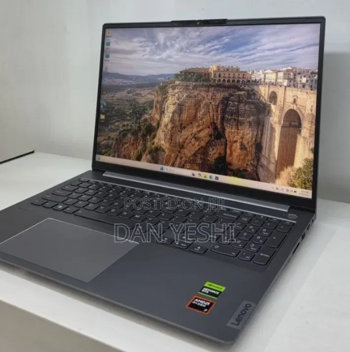 New Laptop Lenovo 32GB Intel Core i7 SSD 1T