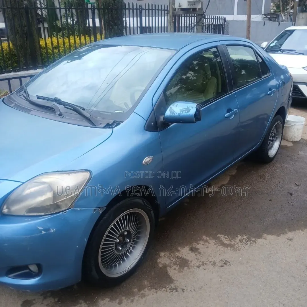 Toyota Yaris 2009 Blue