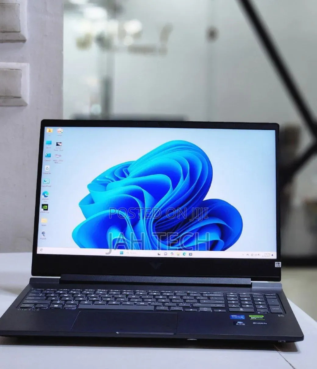 New Laptop HP Victus 16 16GB Intel Core i7 SSD 1T
