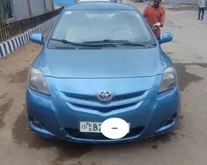 Toyota Yaris 2009 Blue