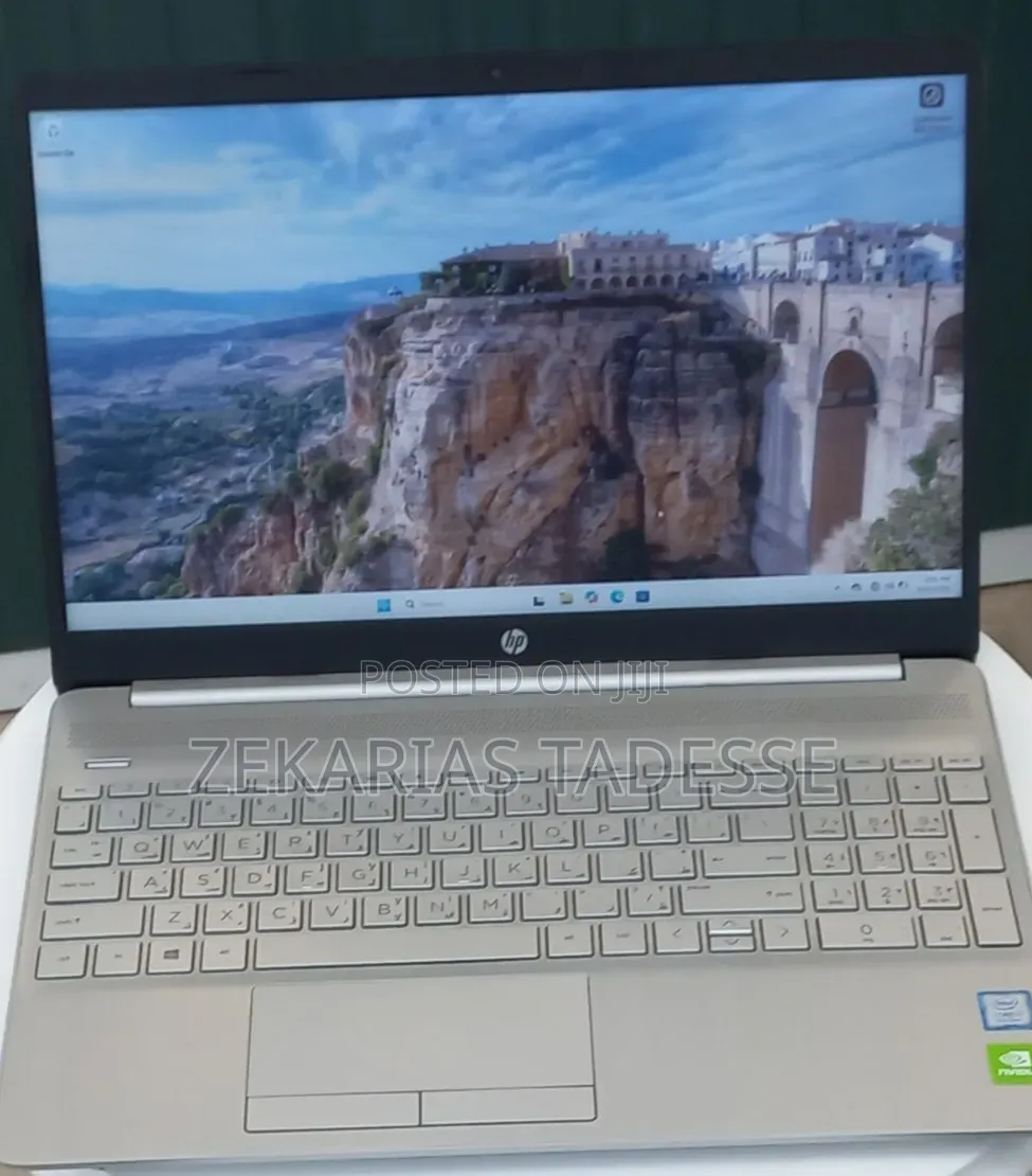 New Laptop HP Stream Notebook 8GB Intel Core i7 HDD+SSD 1T