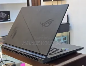 New Laptop Asus ROG Strix G17 32GB Intel Core i9 SSD 2T