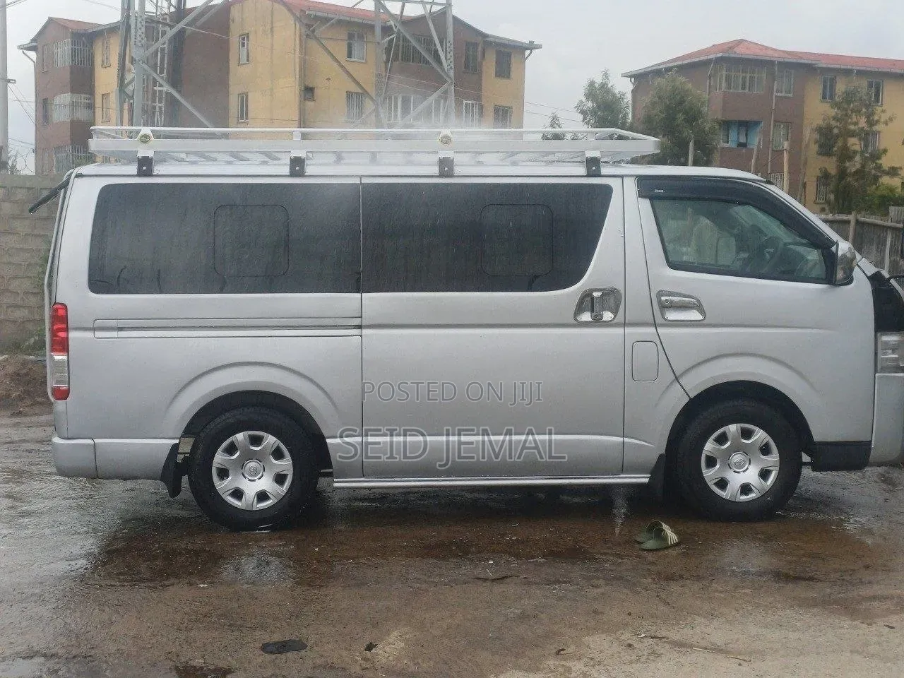 Toyota HiAce 2007 Silver