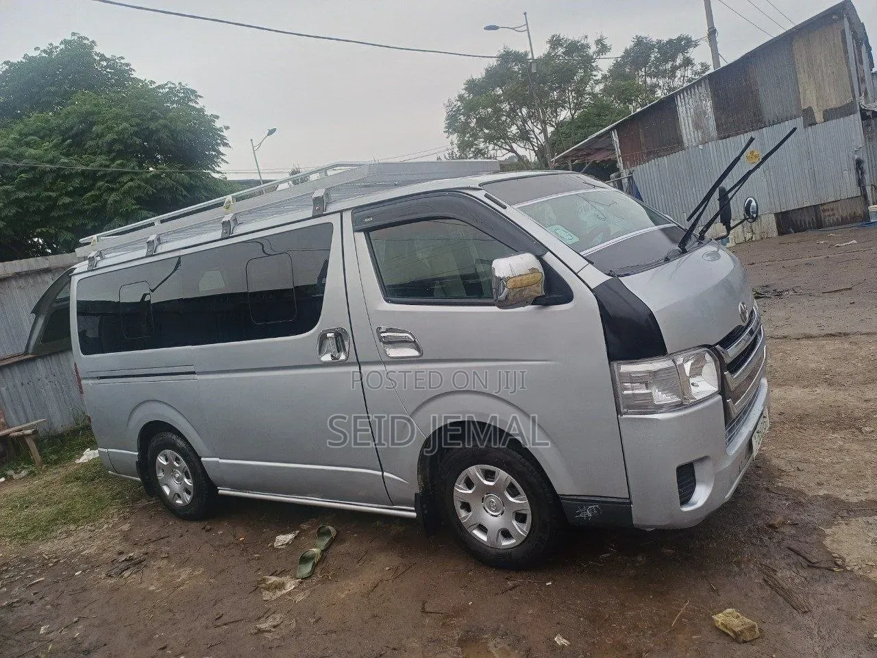 Toyota HiAce 2007 Silver