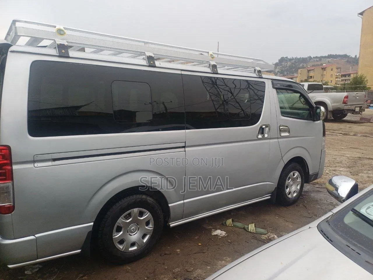 Toyota HiAce 2007 Silver
