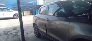 Suzuki Swift 2021 Pink