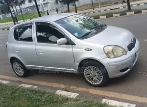 Toyota Vitz 1.0 FWD 3dr 2003 Silver