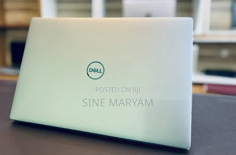 New Laptop Dell XPS 13 8GB Intel Core i5 SSD 256GB