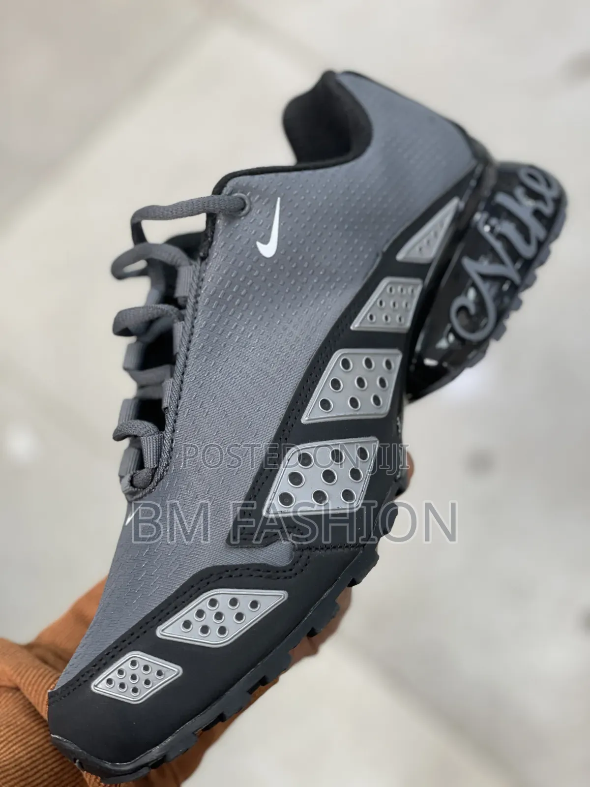 Nike Air Max Script High Tech Style