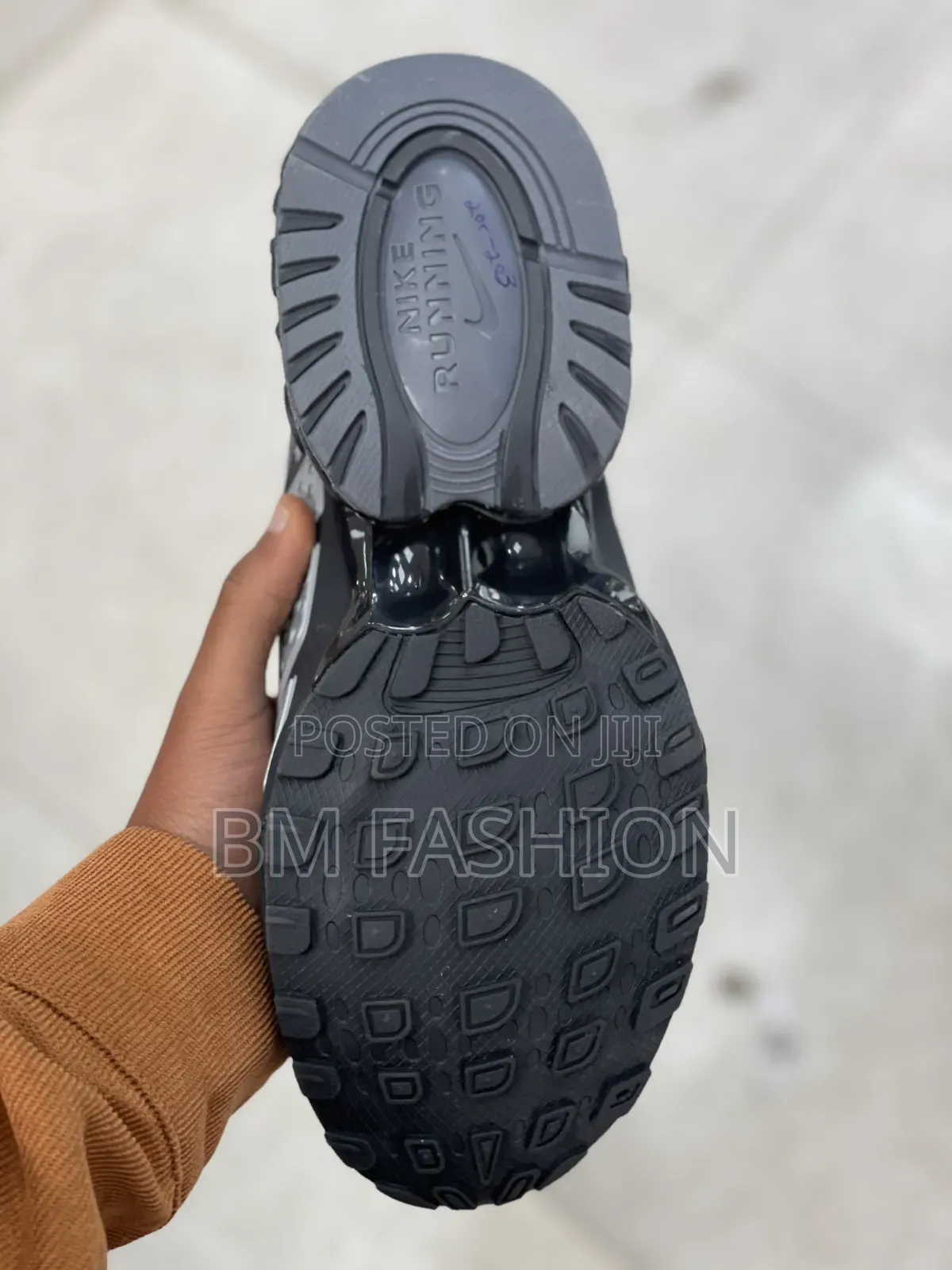 Nike Air Max Script High Tech Style