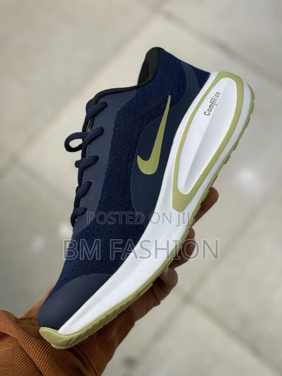 Nike Trainer Easy Comfort With Every Step
