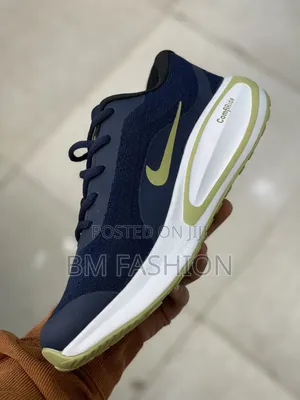 Nike Trainer Easy Comfort With Every Step