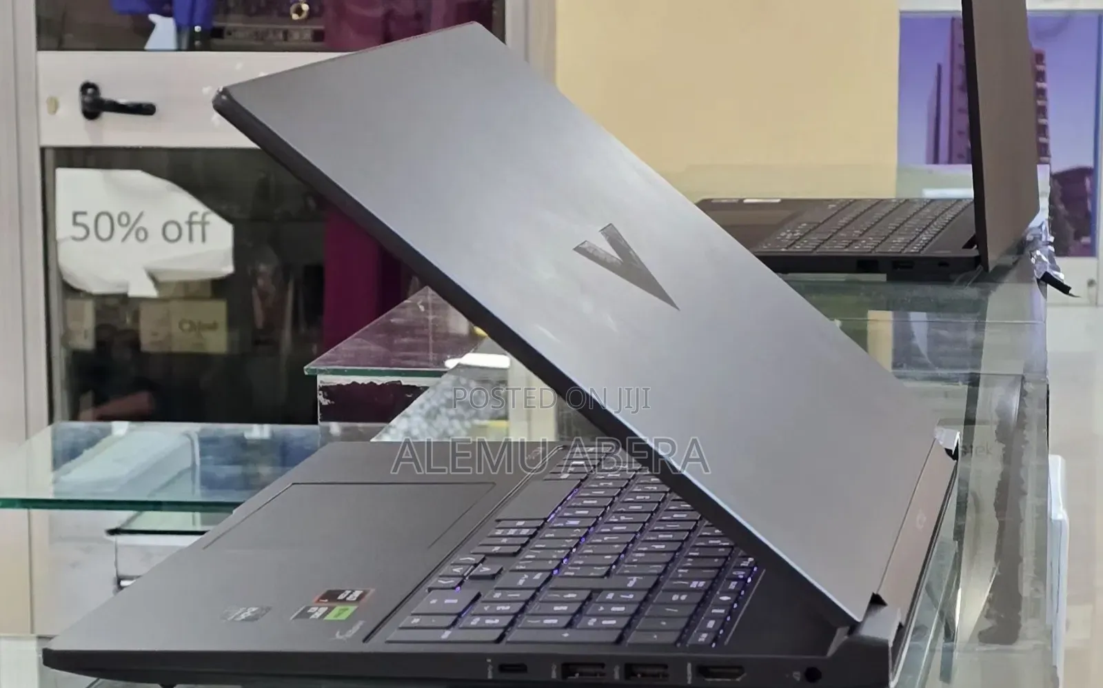 New Laptop HP Victus 15 16GB AMD Ryzen 7 SSD 1T