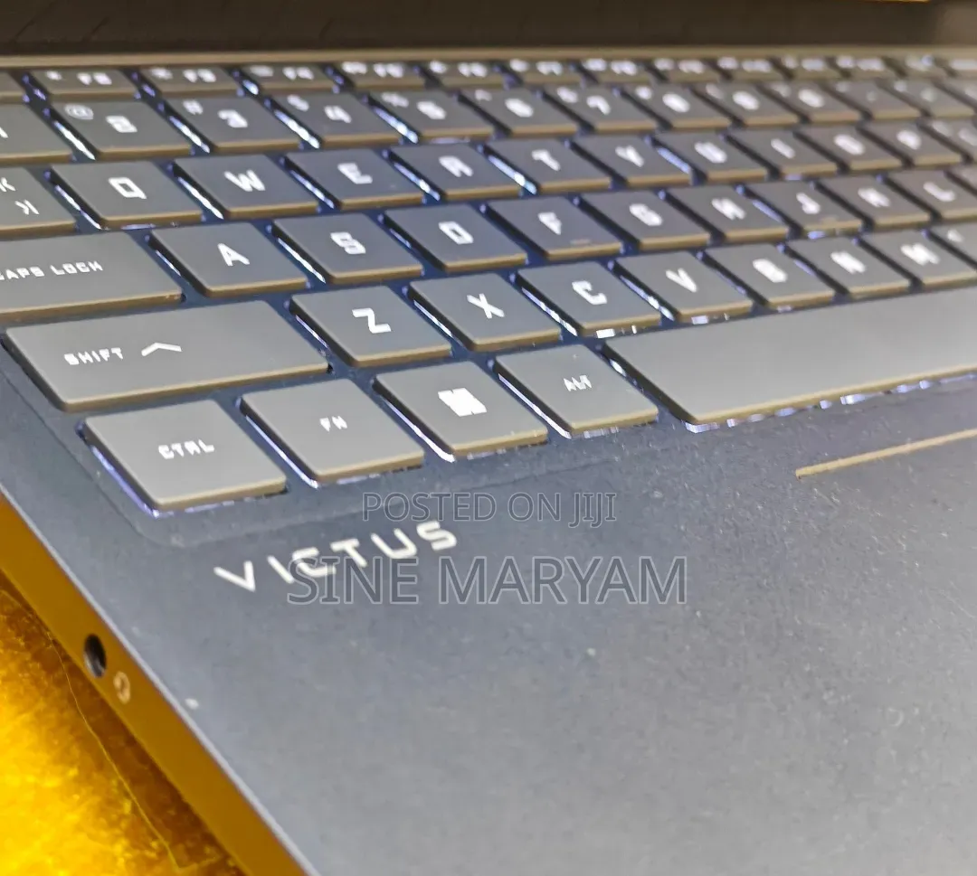 New Laptop HP Victus 15 16GB Intel Core i7 SSD 1T
