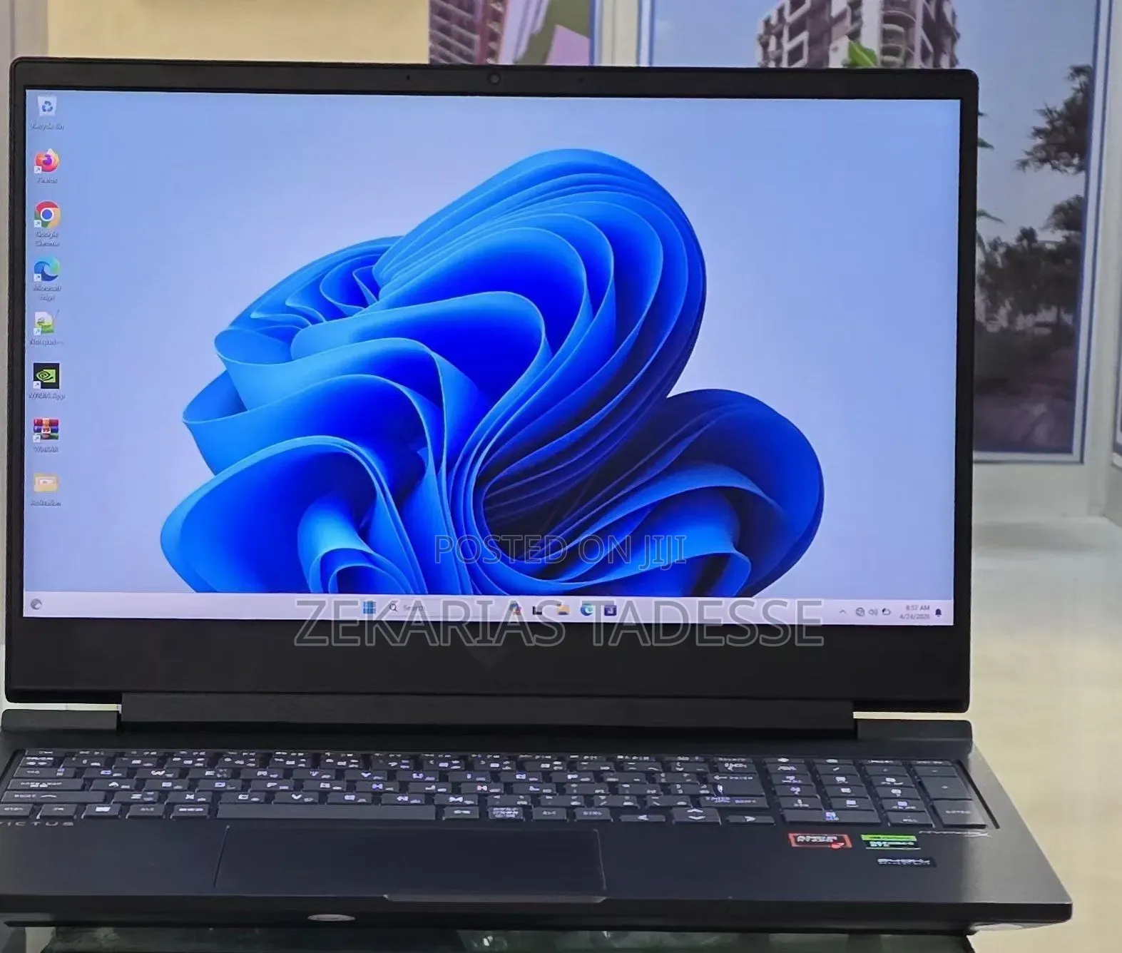 New Laptop HP Victus 16 16GB AMD Ryzen 7 SSD 512GB