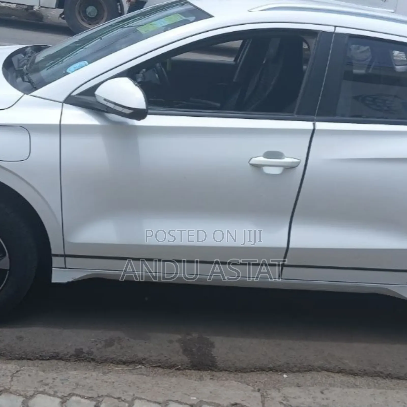BYD E2 43 kWh 94 hp FWD 2024 White