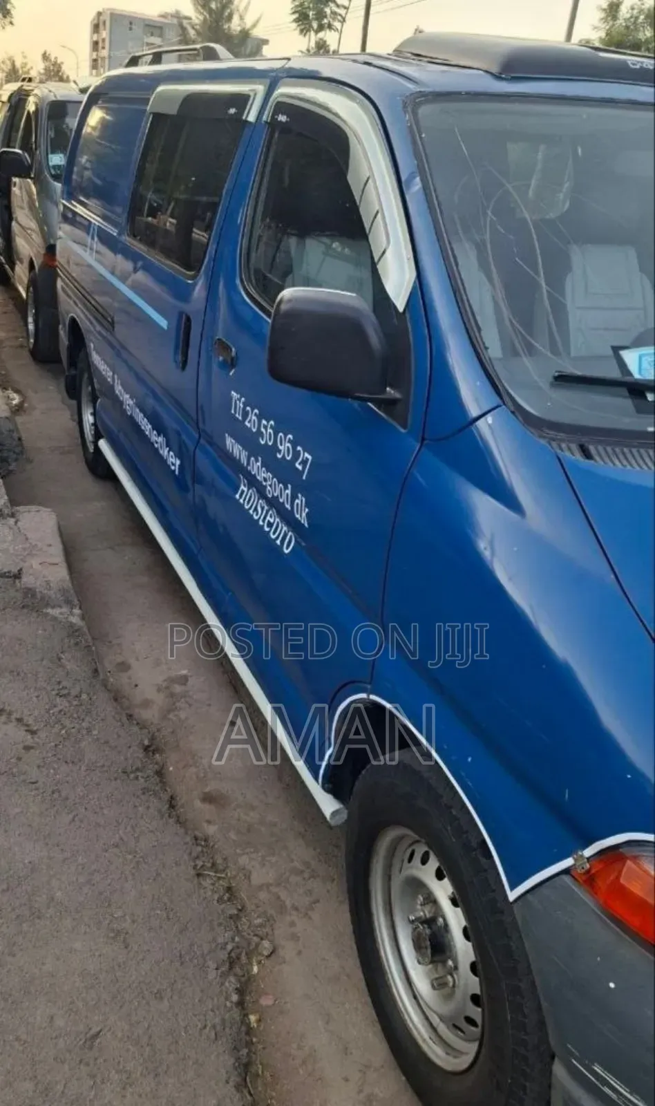 Toyota HiAce 2001 Blue