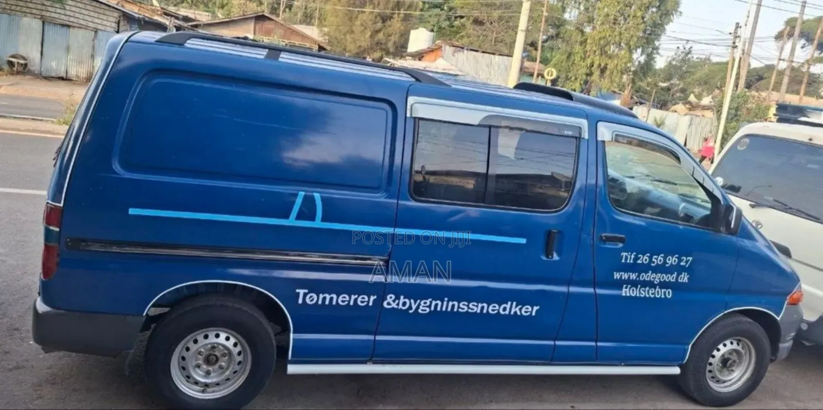 Toyota HiAce 2001 Blue
