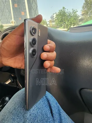 New Tecno Camon 40 Pro 5G 256 GB Silver