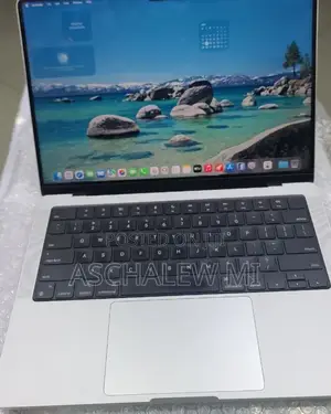 New Laptop Apple MacBook Pro M1 16GB Apple M1 Pro SSD 512GB
