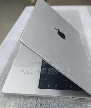 New Laptop Apple MacBook Pro M1 16GB Apple M1 Pro SSD 512GB