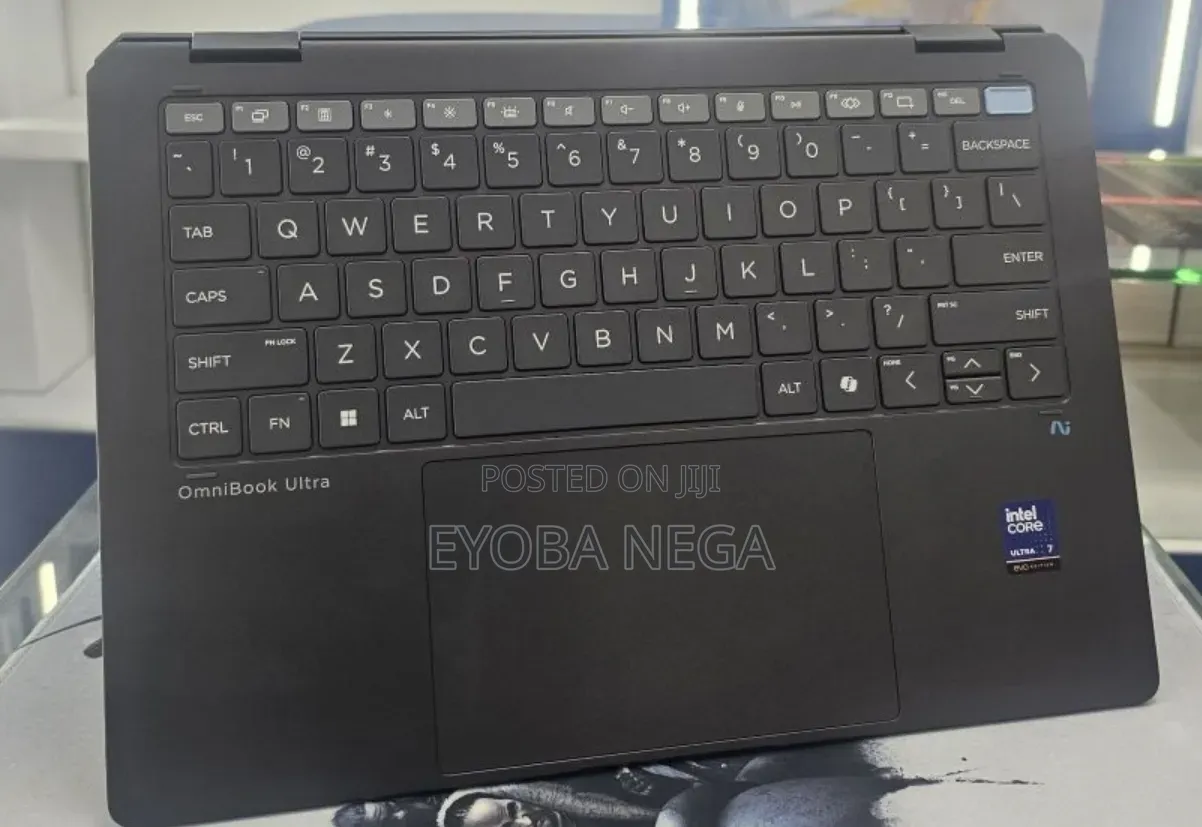 New Laptop HP OmniBook X Flip 14" 16GB Intel Core Ultra 7 SSD 1T