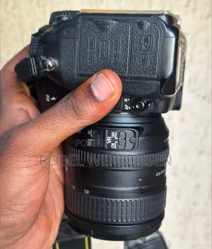 Nikon D7000 Camera 24-85mm Lens