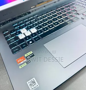 New Laptop Asus G71G 16GB AMD Ryzen 9 SSD 1T